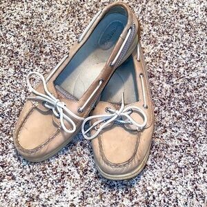Sperry slip on